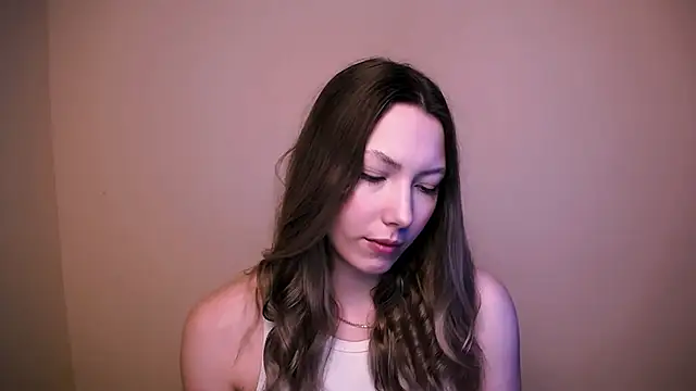 Snapshot of VanessaMay_ chatting on 03.22.25 VanessaMay online show from 03.22.25