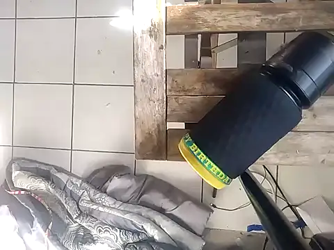 Snapshot of 6MataGarcia chatting on 12.20.24 6MataGarcia online show from 12.20.24