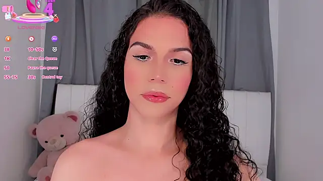 Snapshot of gatitavenecis chatting on 10.21.25 gatitavenecis online show from 10.21.25