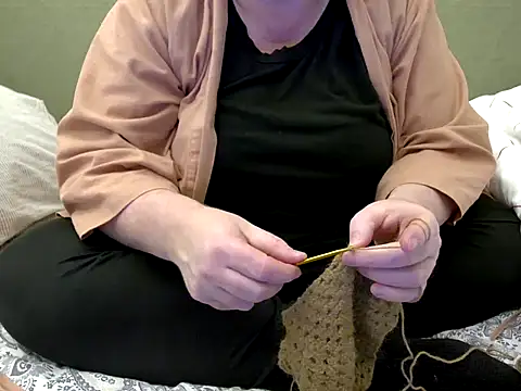 MarthaBriest online show from 11.11.25