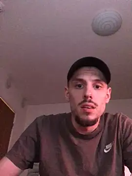 Snapshot of denz9209 chatting on 03.23.25 denz9209 online show from 03.23.25