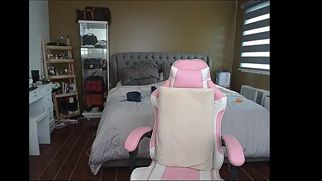 aya saki online show from 02.13.25