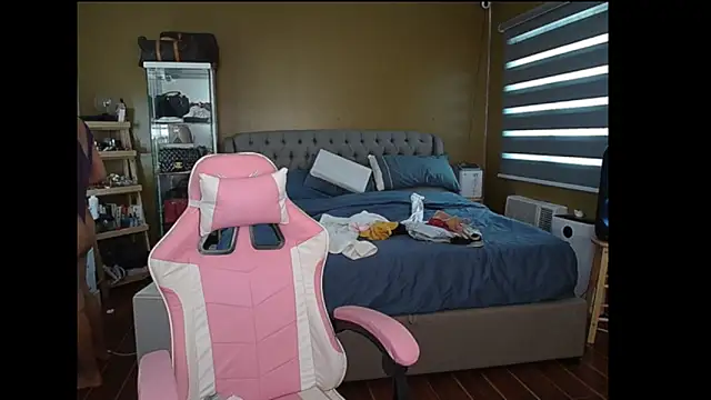 aya saki online show from 03.11.25