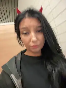 Snapshot of Tisha_Busty chatting on 10.31.25 Tisha Busty online show from 10.31.25