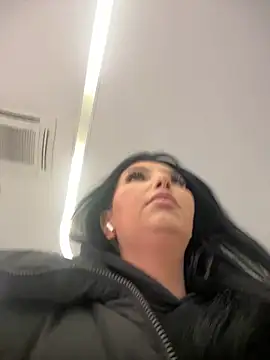 Snapshot of Tisha_Busty chatting on 02.08.26 Tisha Busty online show from 02.08.26