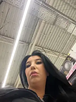 Snapshot of Tisha_Busty chatting on 03.01.26 Tisha Busty online show from 03.01.26