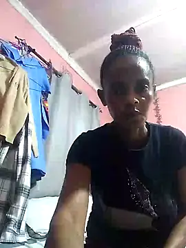 Snapshot of sweets_80 chatting on 01.07.25 sweets 80 online show from 01.07.25