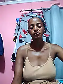 Snapshot of sweets_80 chatting on 01.09.25 sweets 80 online show from 01.09.25