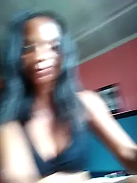 Snapshot of sweets_80 chatting on 02.11.25 sweets 80 online show from 02.11.25