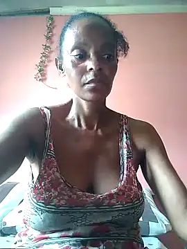 Snapshot of sweets_80 chatting on 02.12.25 sweets 80 online show from 02.12.25