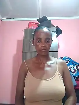 Snapshot of sweets_80 chatting on 02.13.25 sweets 80 online show from 02.13.25