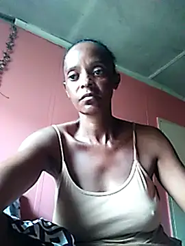 Snapshot of sweets_80 chatting on 02.15.25 sweets 80 online show from 02.15.25