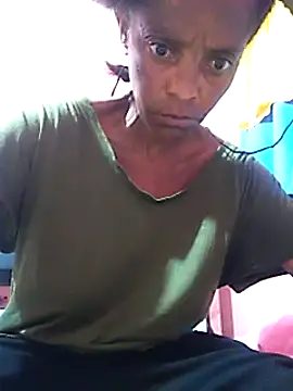 Snapshot of sweets_80 chatting on 03.03.25 sweets 80 online show from 03.03.25