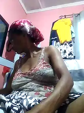 Snapshot of sweets_80 chatting on 03.06.25 sweets 80 online show from 03.06.25