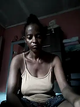 Snapshot of sweets_80 chatting on 03.15.25 sweets 80 online show from 03.15.25