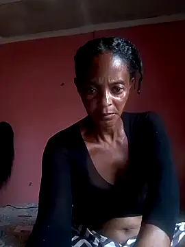 Snapshot of sweets_80 chatting on 09.11.25 sweets 80 online show from 09.11.25