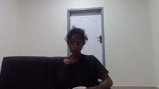 Snapshot of sweets_80 chatting on 02.15.26 sweets 80 online show from 02.15.26