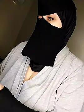 Snapshot of -Arab_milf- chatting on 12.05.24 -Arab milf- online show from 12.05.24