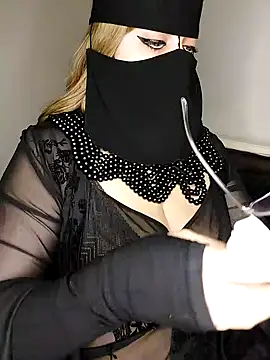 Snapshot of -Arab_milf- chatting on 12.23.24 -Arab milf- online show from 12.23.24