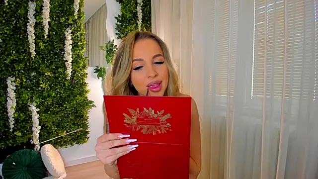 VivienCarter online show from 03.20.25