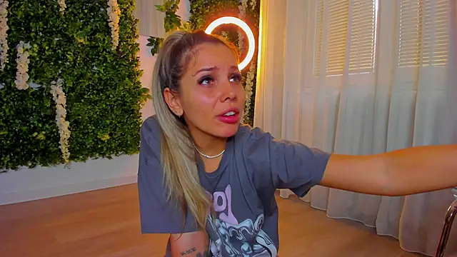 VivienCarter online show from 10.13.25