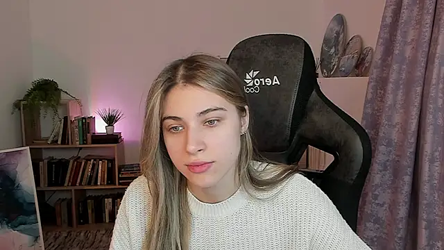 EllieCutes online show from 01.06.25