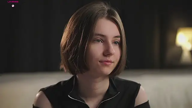 Snapshot of MeghanElson chatting on 02.03.26 MeghanElson online show from 02.03.26