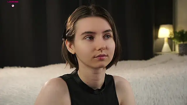 Snapshot of MeghanElson chatting on 02.05.26 MeghanElson online show from 02.05.26