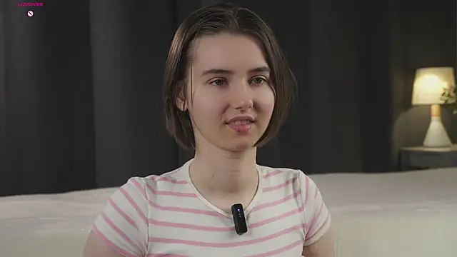 Snapshot of MeghanElson chatting on 02.07.26 MeghanElson online show from 02.07.26