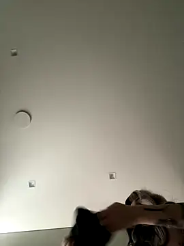 madelinexx online show from 10.24.25