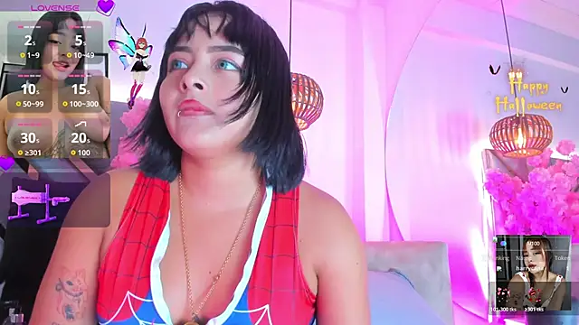 KimVelezz online show from 10.25.25