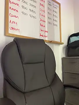 ahntony  69 online show from 02.06.26