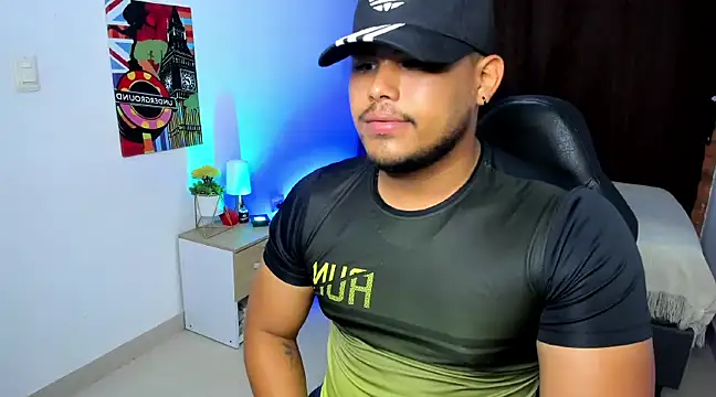 Snapshot of Camilo_caballero chatting on 03.18.25 Camilo caballero online show from 03.18.25