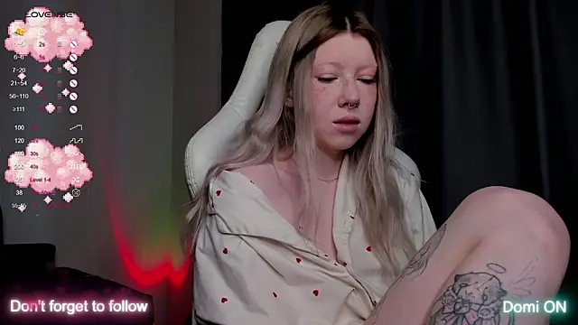 Snapshot of takeyourmolly chatting on 03.20.26 takeyourmolly online show from 03.20.26