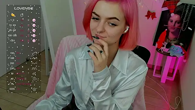 Fire Bestie online show from 01.03.25