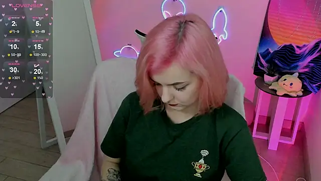 Fire Bestie online show from 02.15.25