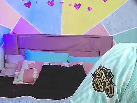 Snapshot of tylor_boy chatting on 09.16.25 tylor boy online show from 09.16.25