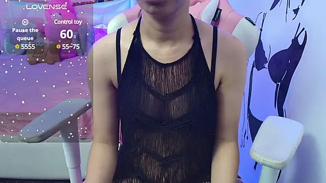 Snapshot of YourKusu chatting on 01.09.25 YourKusu online show from 01.09.25