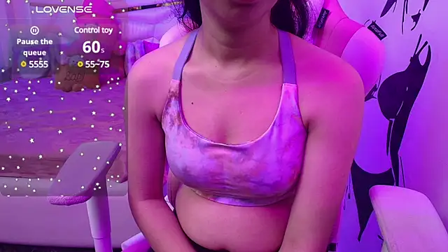 Snapshot of YourKusu chatting on 01.20.25 YourKusu online show from 01.20.25