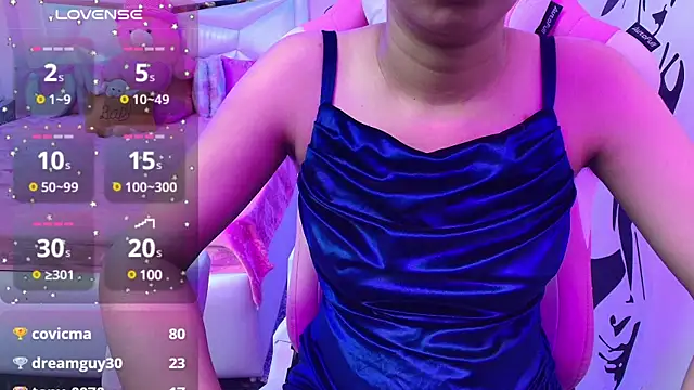 Snapshot of YourKusu chatting on 01.21.25 YourKusu online show from 01.21.25