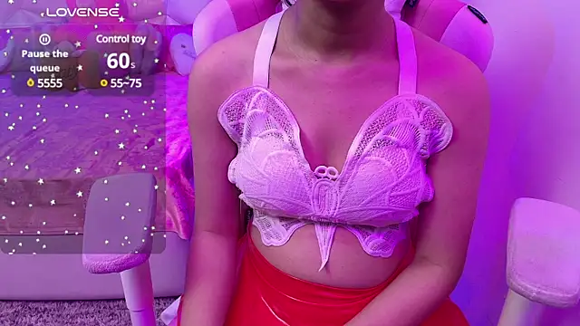 Snapshot of YourKusu chatting on 01.30.25 YourKusu online show from 01.30.25
