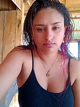 Snapshot of sariitha_sw chatting on 01.18.25 sariitha sw online show from 01.18.25