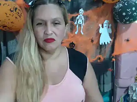 mom son dirty online show from 10.19.25