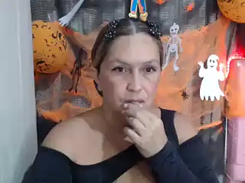 mom son dirty online show from 10.19.25
