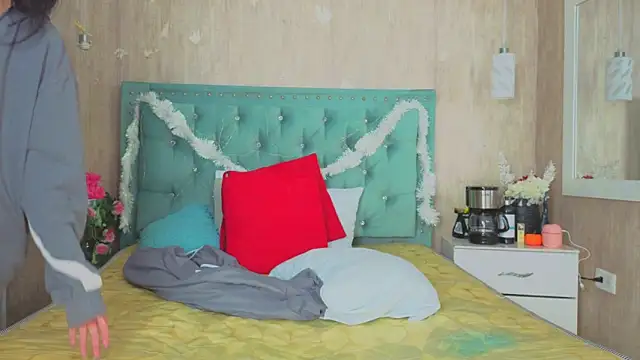 Marcelaa fox online show from 12.18.25