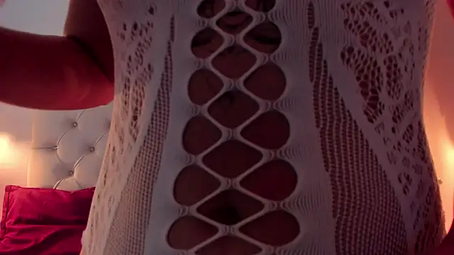 Isabella Flowers online show from 11.25.25