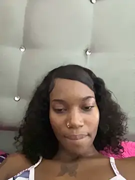 Chocolatte bar online show from 10.31.25