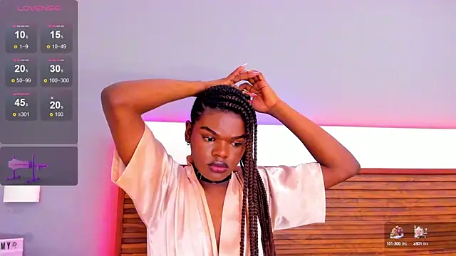 CamiEstrada online show from 01.07.25