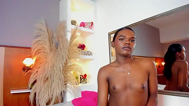 CamiEstrada online show from 03.06.25