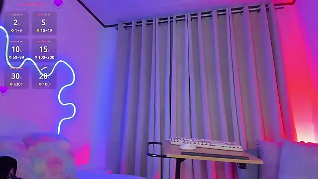 Mackensy sweett online show from 11.07.25